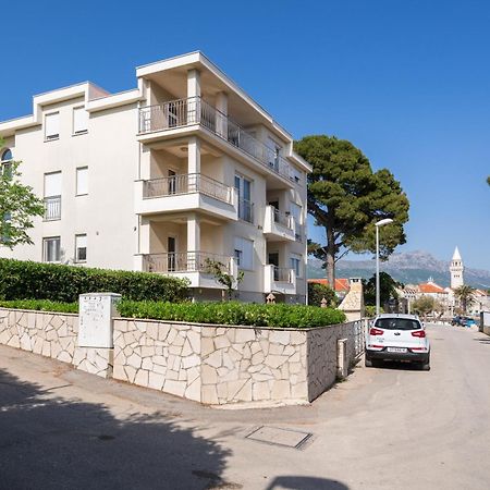 Beachfront Apartments Gabine Kastela Exterior photo