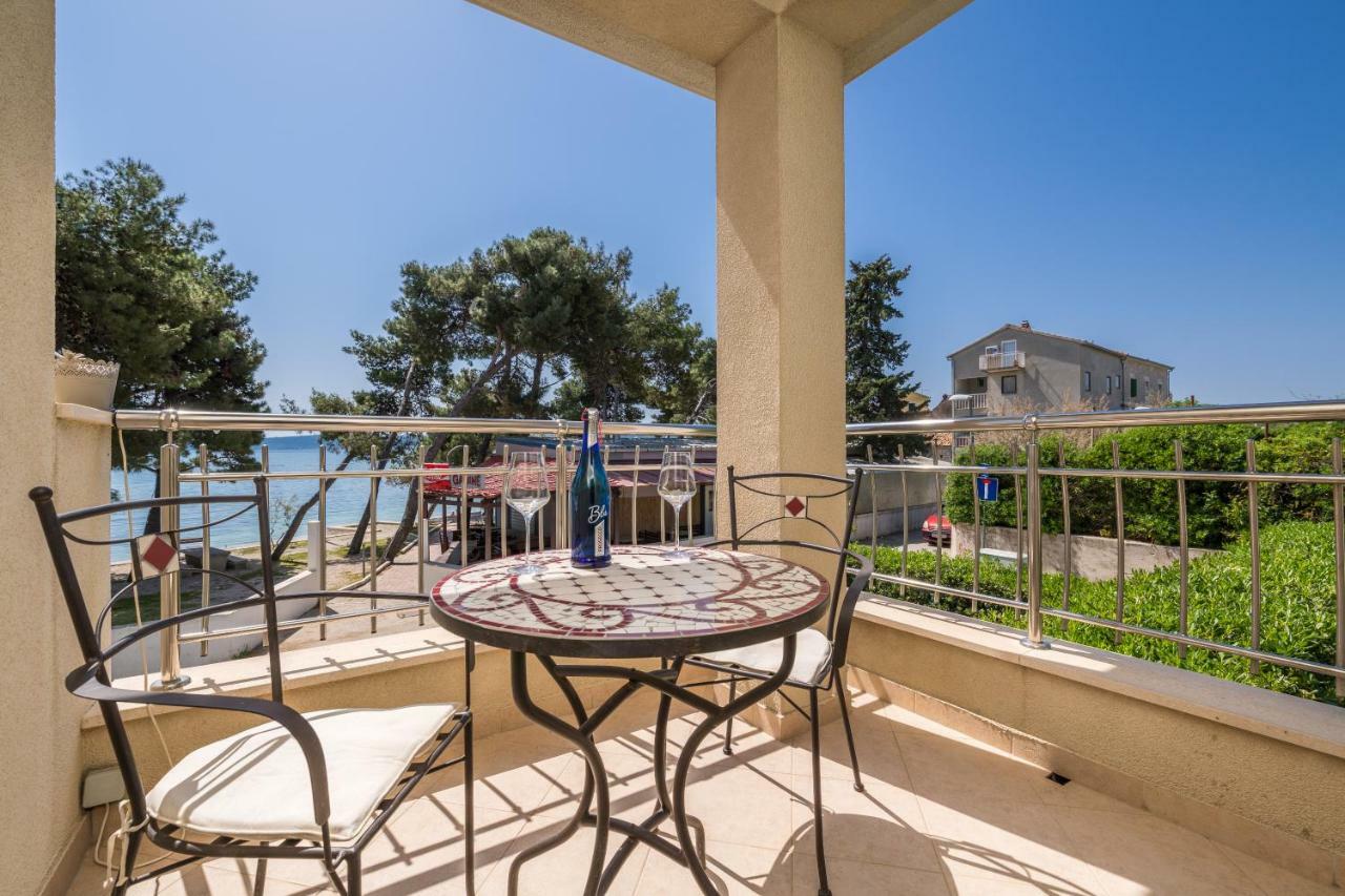 Beachfront Apartments Gabine Kastela Exterior photo